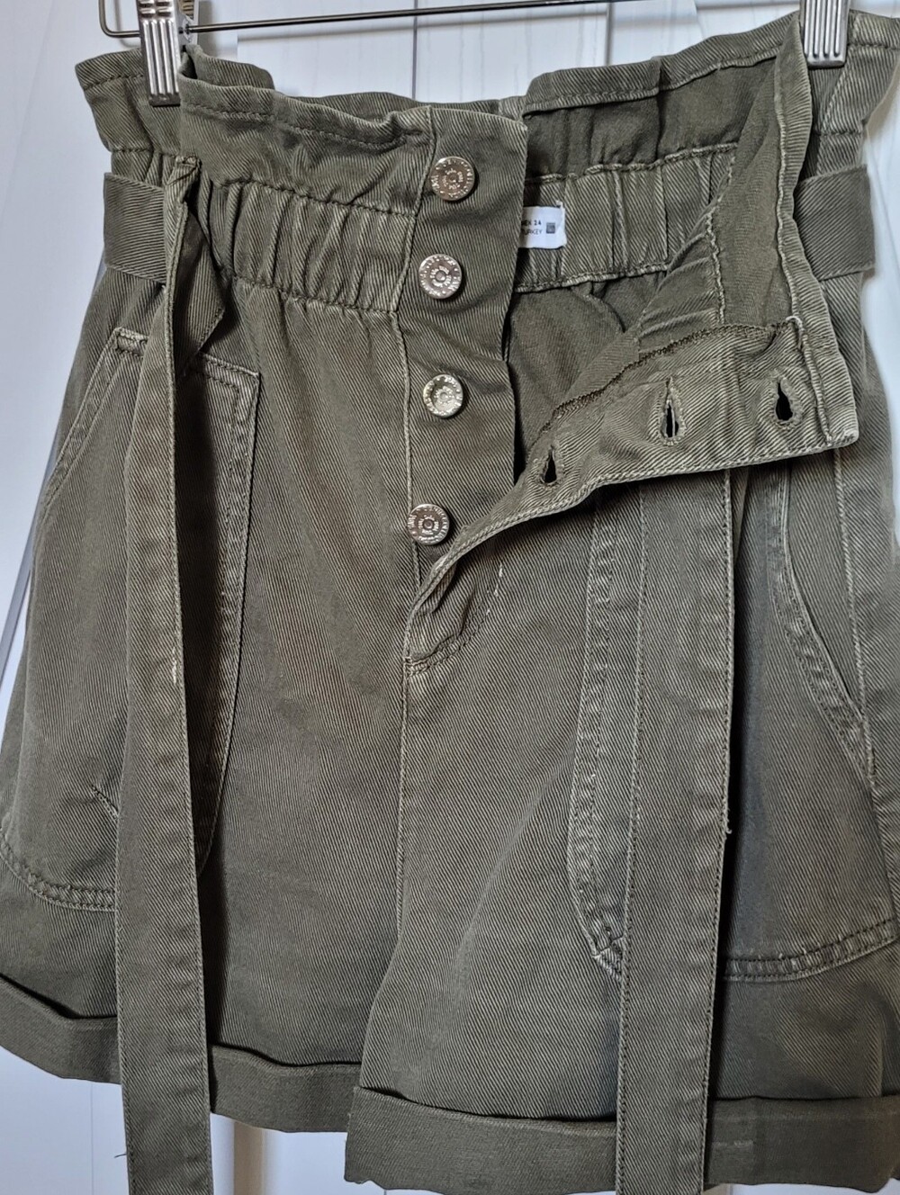 Zara Dark Green Paperbag-Waist Shorts — XS (EU 34)